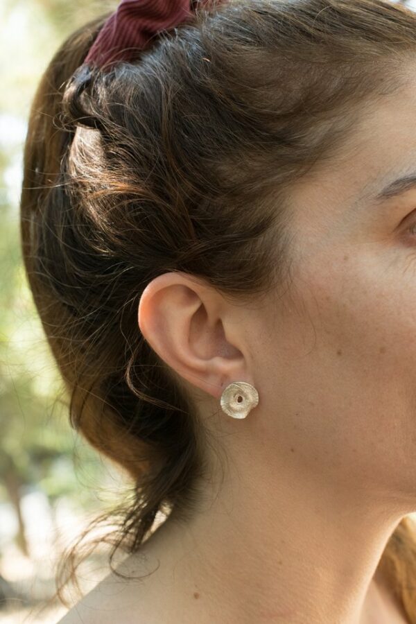 Alfalfa stud earrings