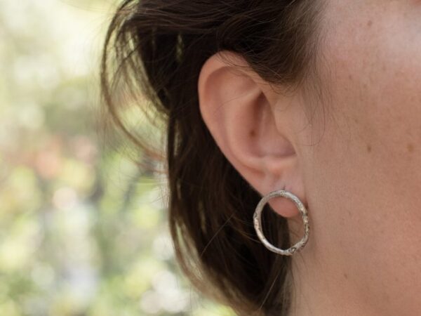 Armonia stud earrings