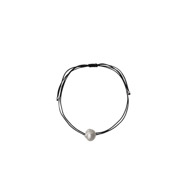 Clam shell bracelet