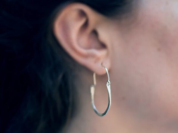 Myrti hammered circle hoop earrings