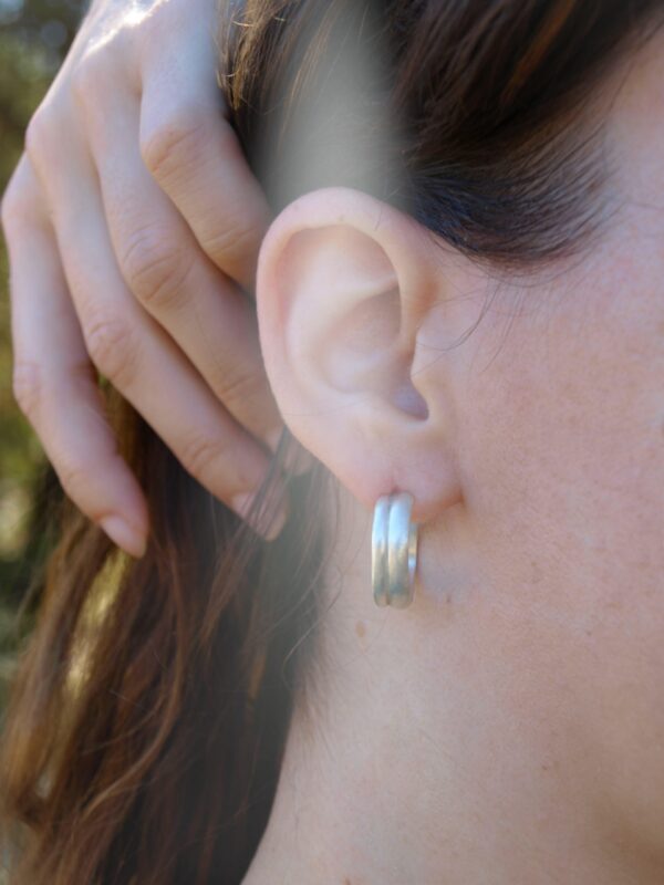 Haris hoop earrings