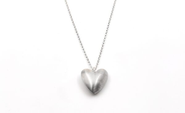 Bold heart necklace