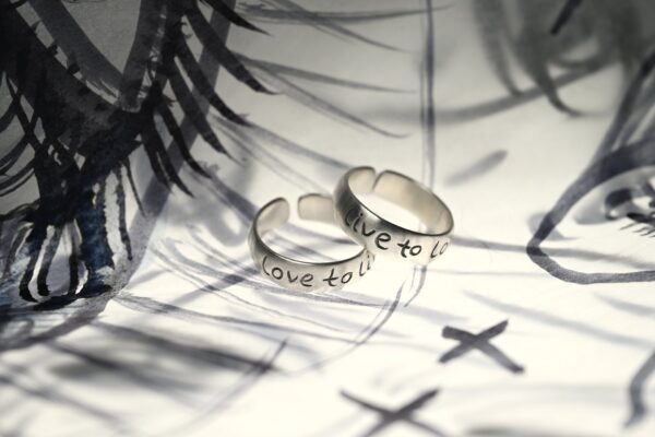 Love to live - Live to love rings